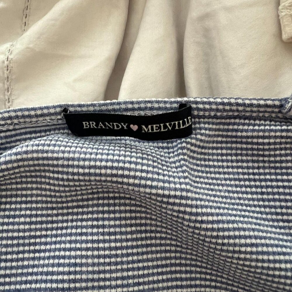 Brandy Melville blue and white stripped v neck tank top. Perfect condition no fl - Picture 2 of 2